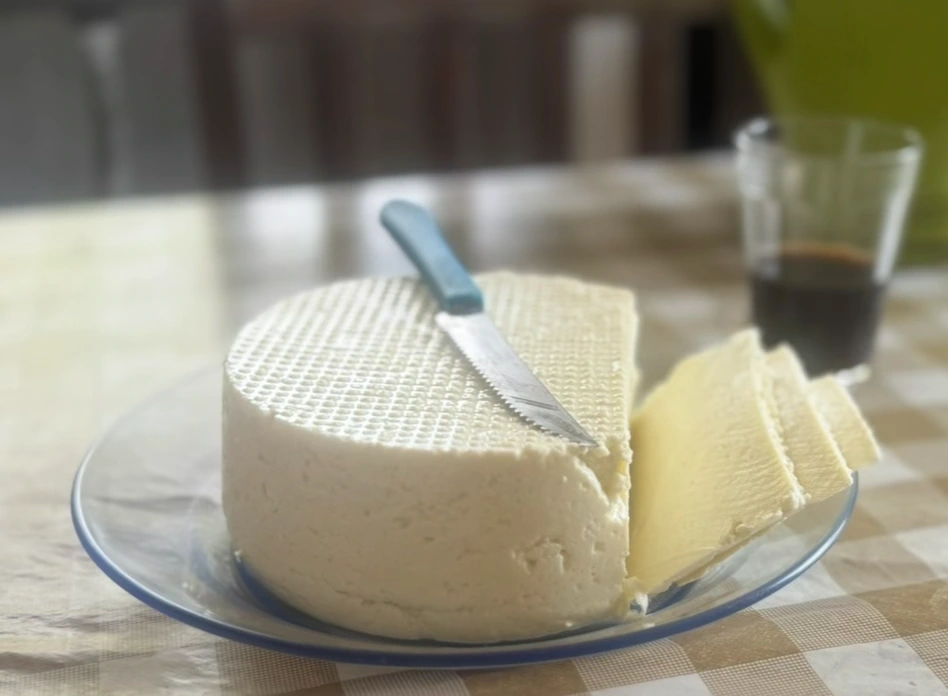 Queijo e café, imagem ilustrativa de sabores locais